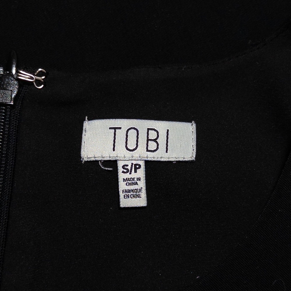 TOBI Mini Shift Dress Sz Small Black Short Cuffed Sleeve Lined Retro Minimalist - Picture 7 of 9
